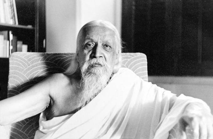 Sri Aurobindo was telepathically guiding the American soldiers in WWII