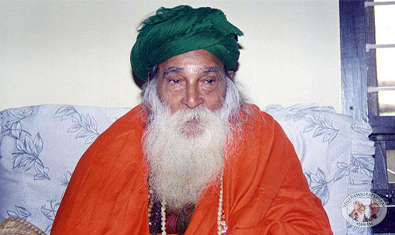 The Life and Teachings of a Great Saint – Yogi Ramsuratkumar